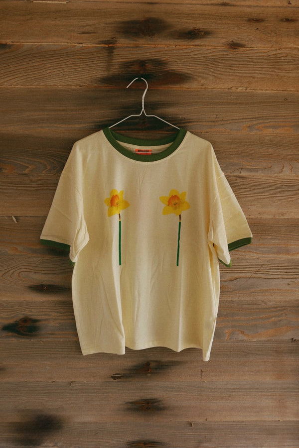 TITTY TEE