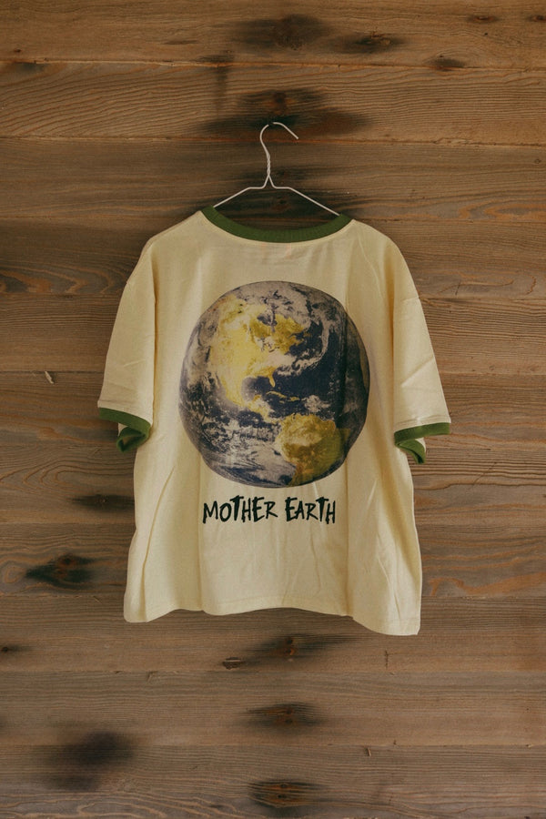 TITTY TEE